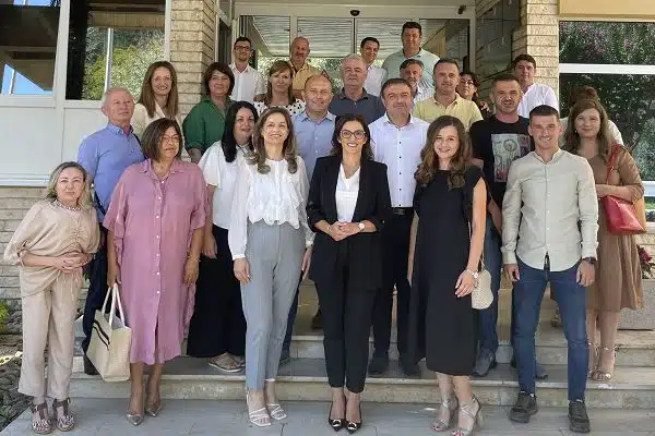 Ministrica Perić održala sastanak s ravnateljima škola s područja ŽZH