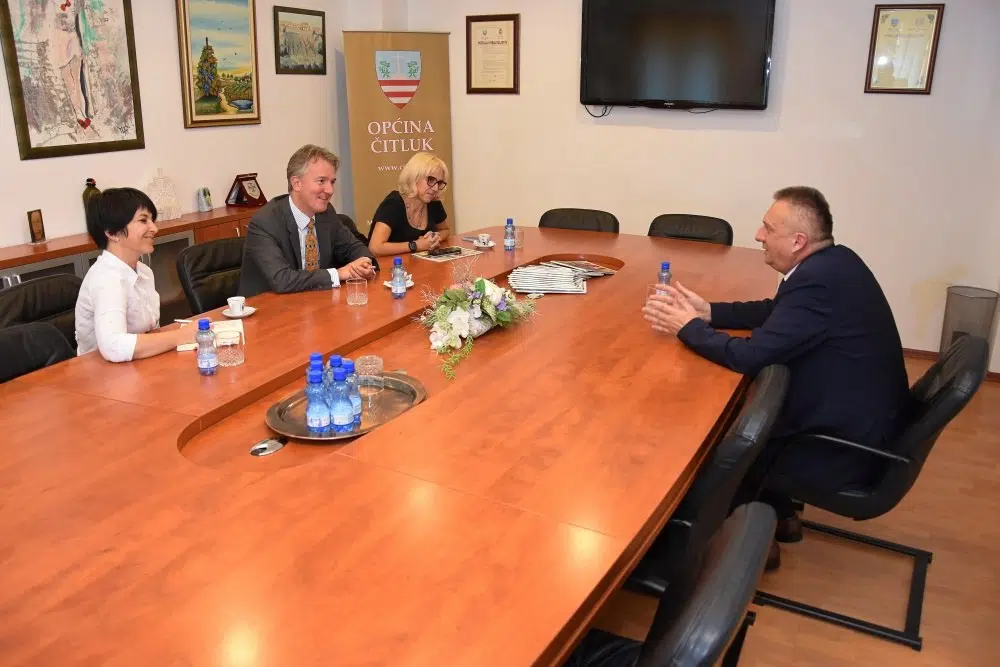 NJ.E. Julian Reilly posjetio općinu Čitluk