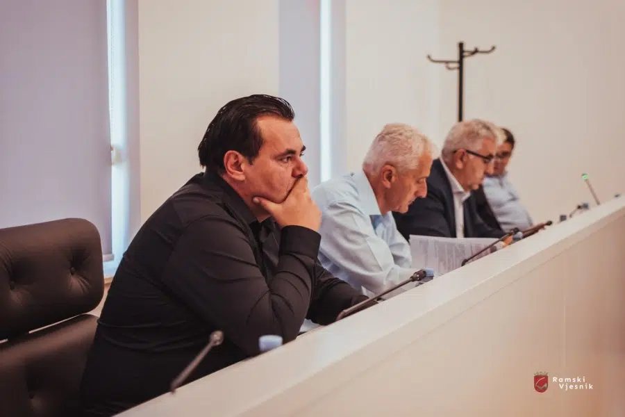 Općinsko vijeće održalo 32. sjednicu, rasprava o Proračunu, pričuvi, Školskim odborima, koncesijama za solare…