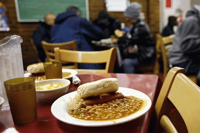 Oko 19.000 građana BiH hrani se u javnoj kuhinji