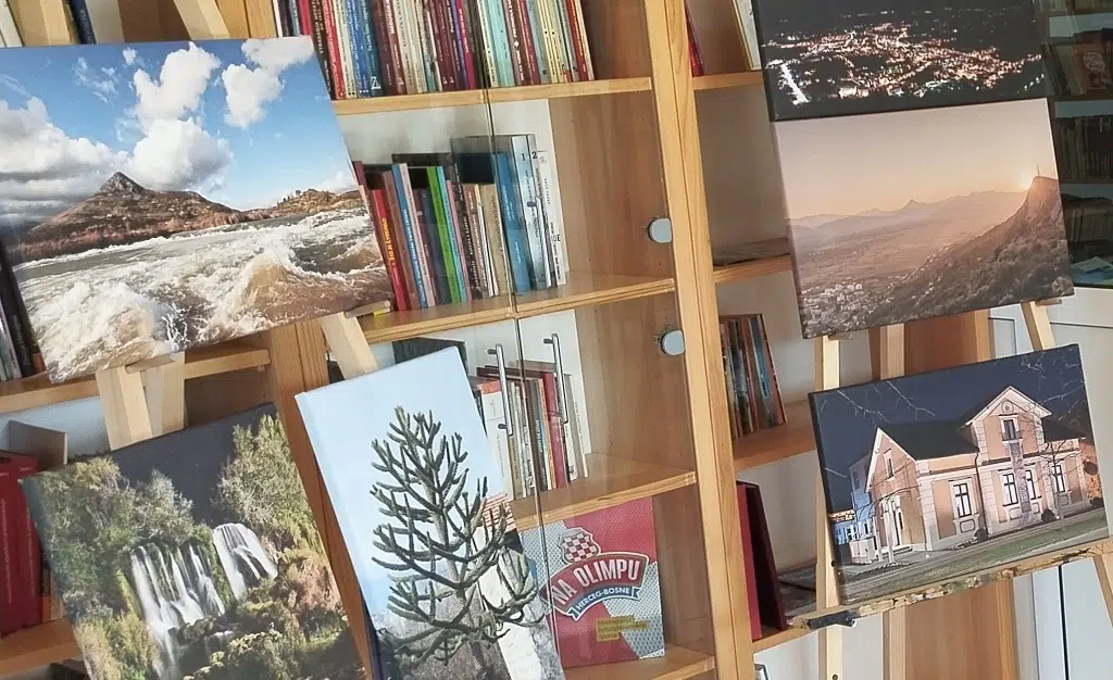 U Knjižnici Ljubuški otvorena skupna izložba fotografija “Ljubuški”