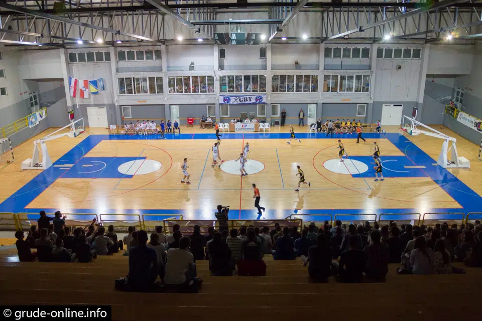 Klubovi će nastaviti igrati, no traži se izvanredna skupština