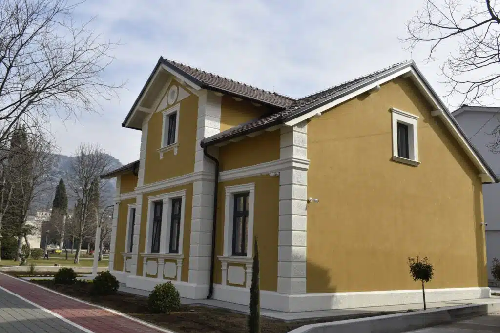 Ljubuški:Večeras otvorenje izložbe u Gradskoj galeriji