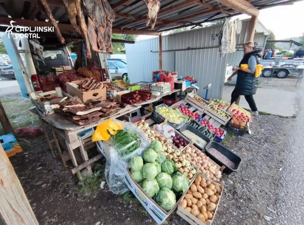 Pogledajte cijene voća i povrća na Veletržnici u Tasovčićima