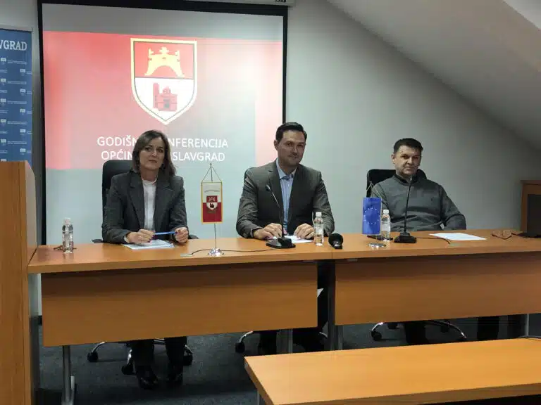 Godišnja konferencija Općine Tomislavgrad: U novoj godini očekuje se povećanje studentskih stipendija
