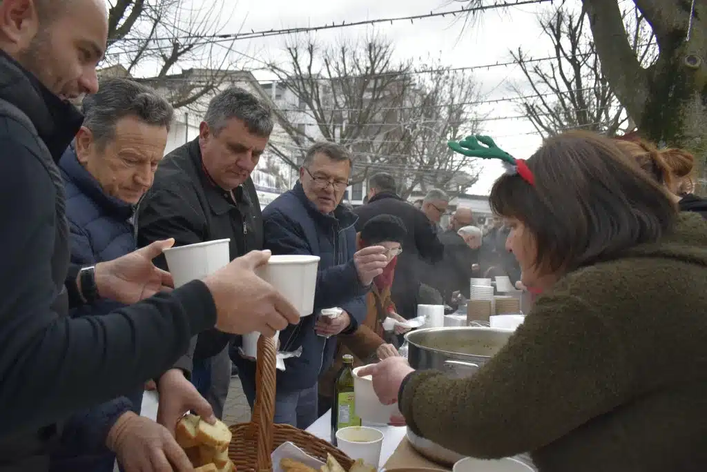 Druženje uz bakalar na Badnji dan u Ljubuškom