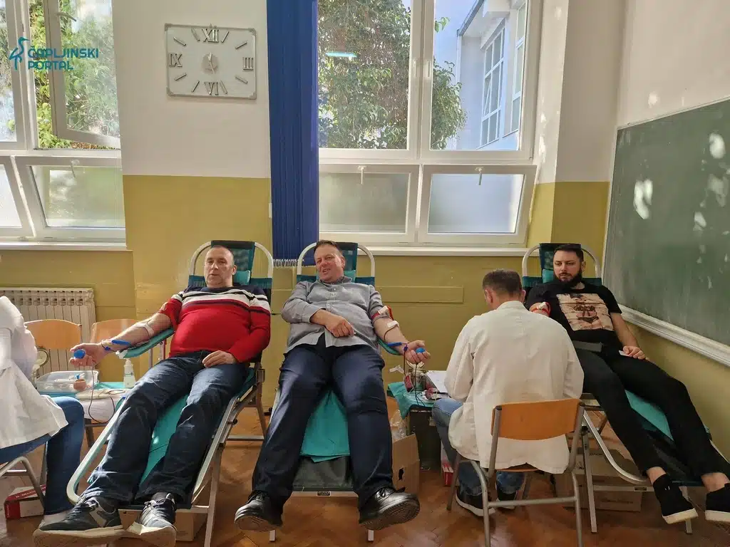 FOTO | Crveni križ i građani Čapljine ujedinjeni u darivanju: Prikupljeno 38 doza krvi