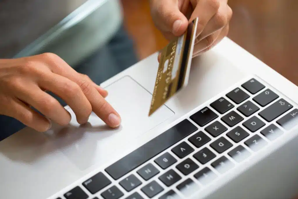 FUP upozorava građane na sve češće prijevare putem interneta