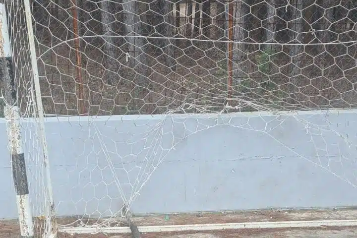 FOTO: Vandalizam i nekultura na dječjem igralištu na Meljakuši
