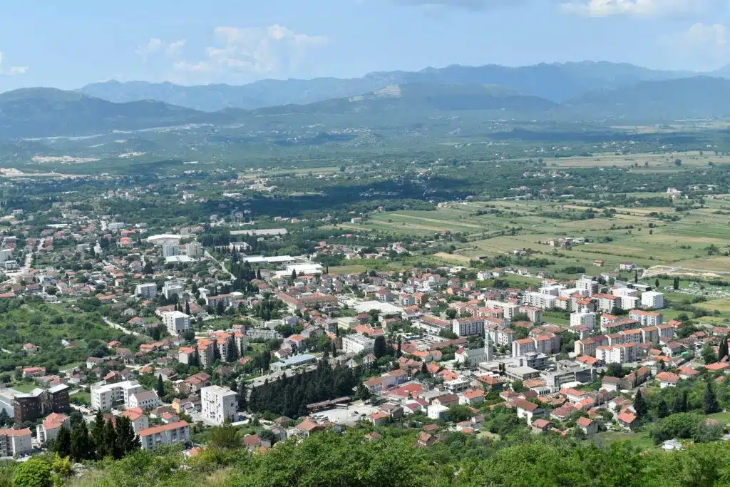 Javni poziv za podnošenje zahtjeva za dodjelu novčanih potpora za uzgajivače goveda s područja grada Ljubuškog