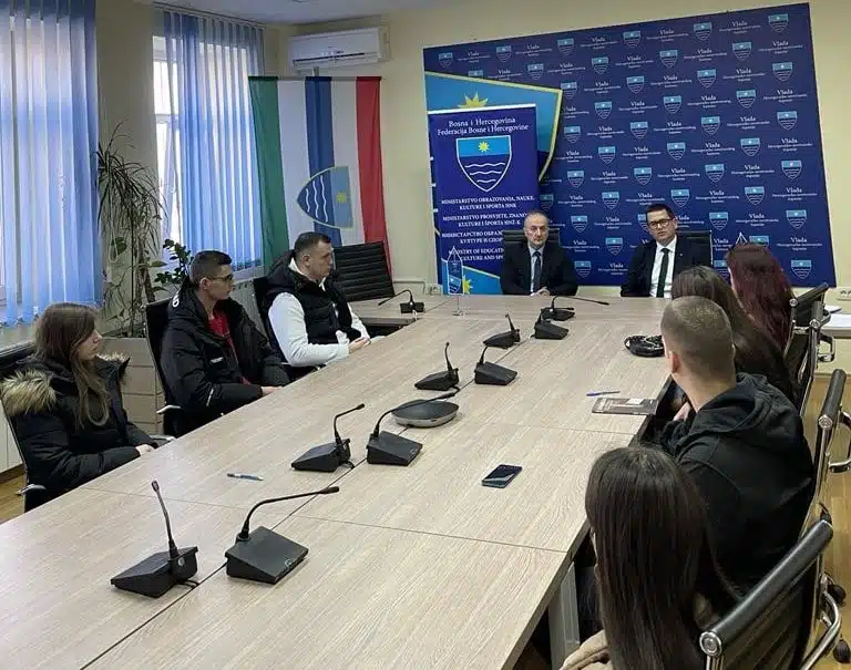 Počelo potpisivanje ugovora za stipendije i subvencije smještaja za studente s područja HNK