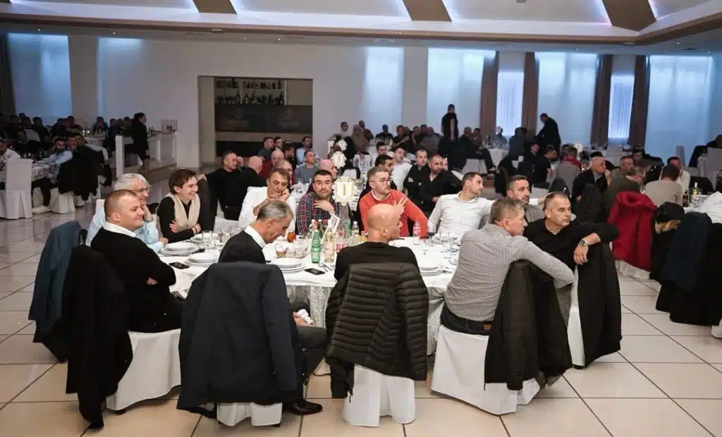 U Svadbenom salonu “Bagušić” u Posušju održana ja Plavo-bijela noć