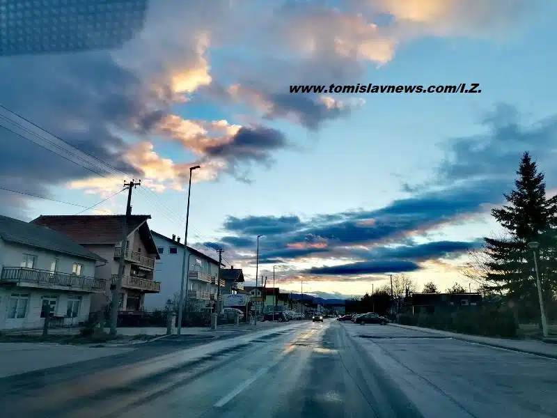 DOBRO vam razmjerno oblačno jutro iz Tomislavgrada!