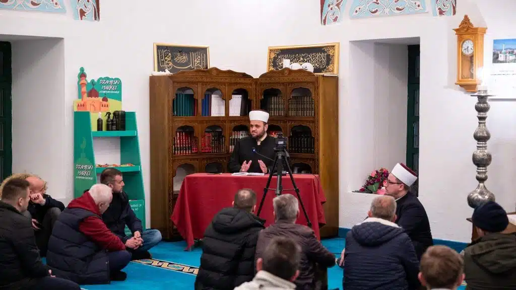 Glavni mostarski imam održao predavanja u džamiji Hadži Ahmeta Dukatara u Livnu