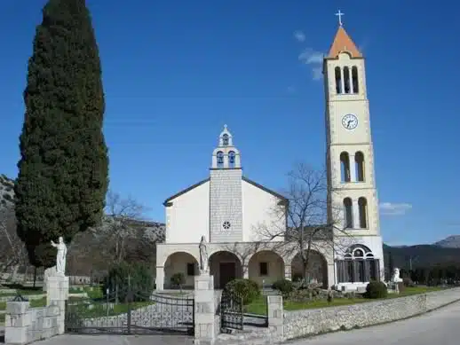 Gradačke putositnice po Grgi