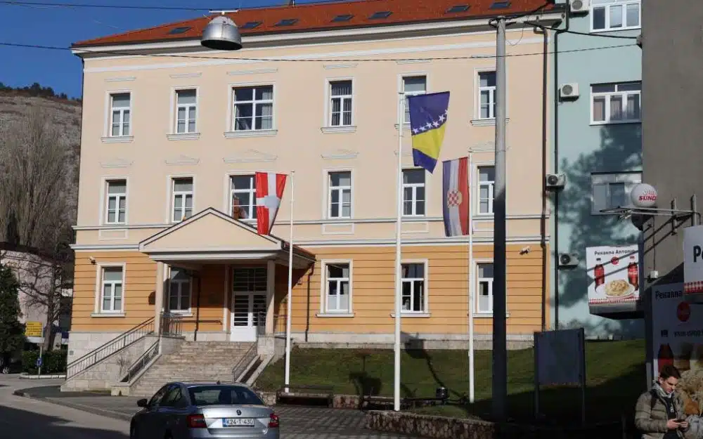 Je li ovo kurupcija u Gradu Livnu? Daju li javni novac naslijepo?!