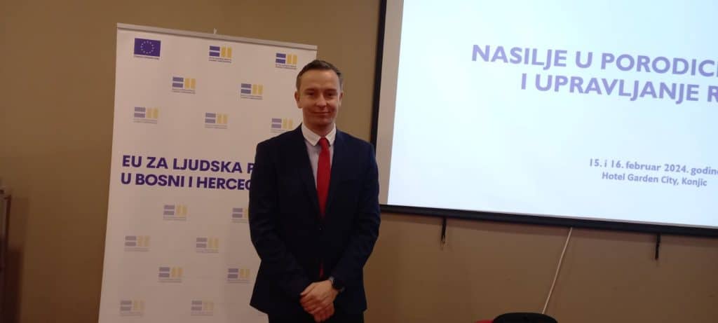 Konjic: Dvodnevna radionica "Procjena rizika od strane policijskih službenika" Konjic: Dvodnevna radionica "Procjena rizika od strane policijskih službenika"