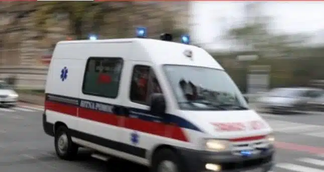 Stravična nesreća: Žena pala s petog kata, preminula na mjestu |