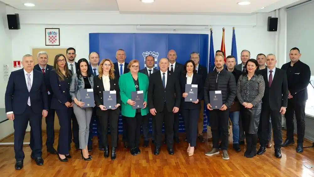 Nastavlja se posjet Vukovaru učenika završnih razreda osnovnih škola iz BiH