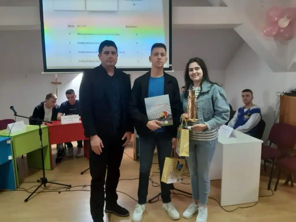 Gruđani pobjednici kviza znanja iz opće kulture