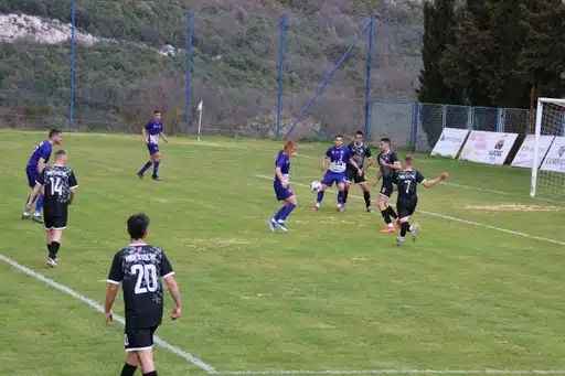 FOTO| HNK Neum pobjedio HNK Stolac na domaćem terenu
