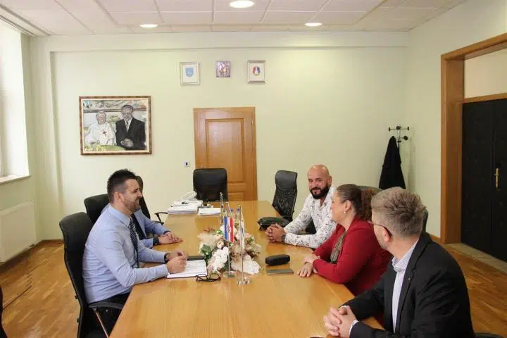 Federalna ministrica obrazovanja i znanosti Jasna Duraković prvi put posjetila Posušje