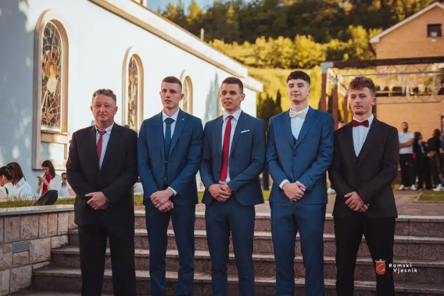 Luka Marušić, učenik generacije Srednje škole Prozor, izabrana među četverogodišnjim smjerovima.