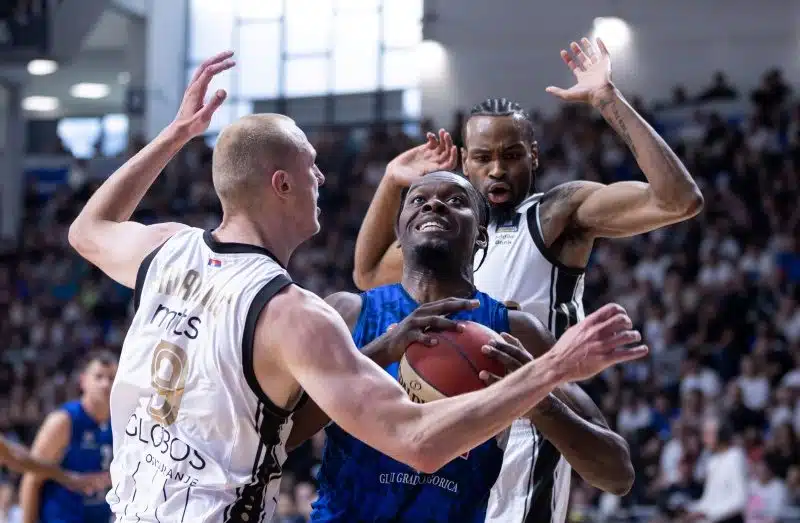 PROMAŠILA CRNO-BIJELA LOPTA: Avramović propustio finale, Budućnost osvojila prvenstvo!