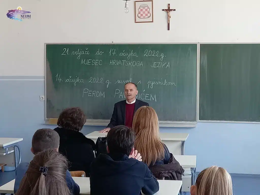 Poezija neumskog književnika i akademika Pere Pavlovića prevedena na grčki jezik
