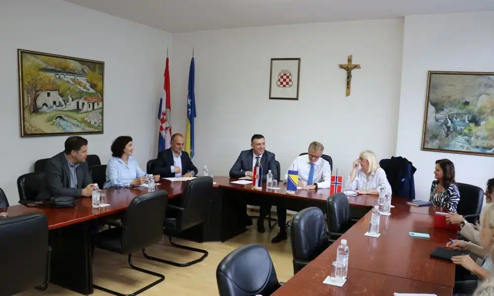 Posjet Nj. E. Olava Reinertsena, veleposlanika Kraljevine Norveške u BiH, Županiji Zapadnohercegovačkoj
