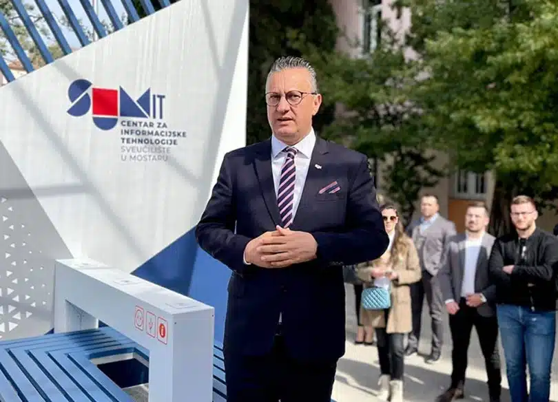 Rektor Tomić uputio odgovor djelatnicima koji su započeli štrajk – Sveučilište financijski neodrživo?