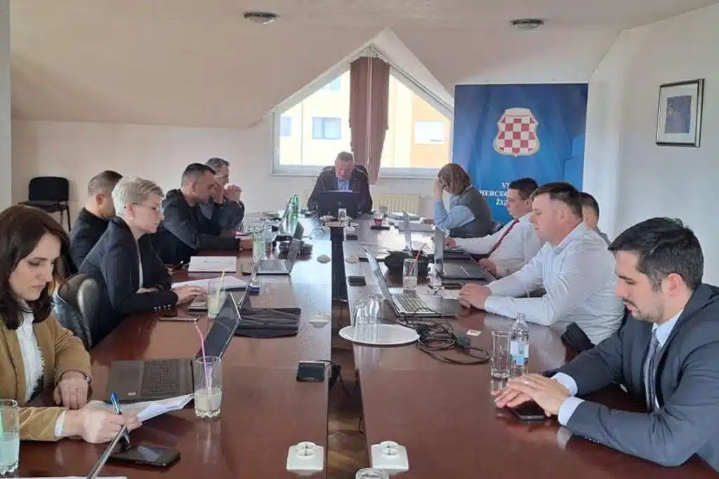 Vlada HBŽ: Odgovor na priopćenje livanjskog gradonačelnika Darka Čondrića