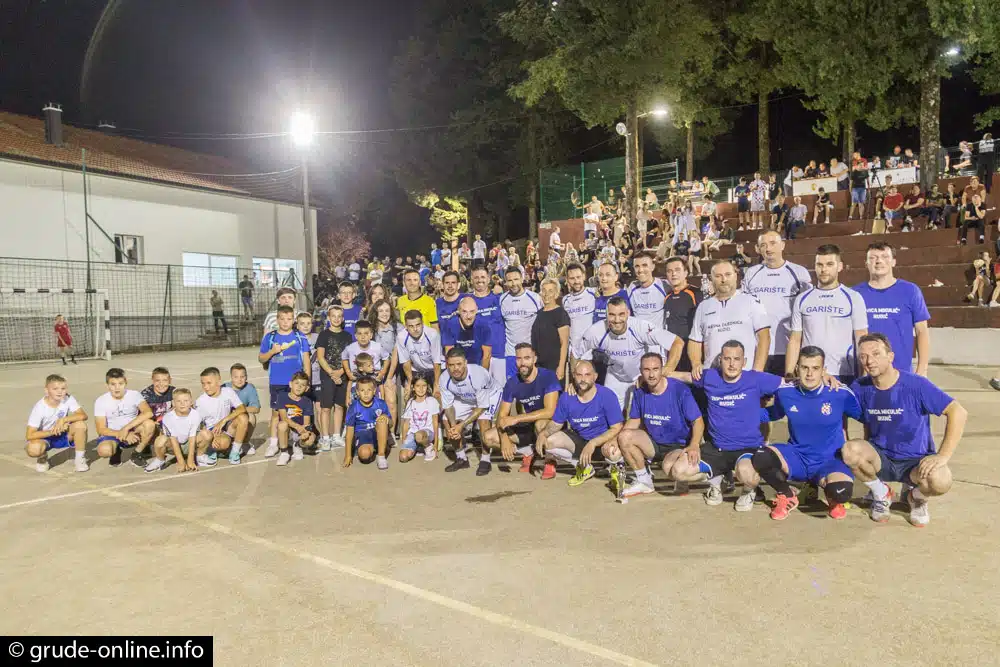 Emotivna večer na Ivandanjskom turniru: Održana revijalna utakmica u čast Mirkasa i Rudića (FOTO)
