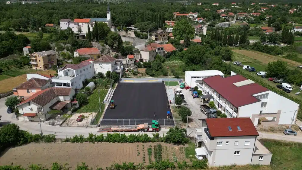 Renovirano sportsko igralište u Čerinu
