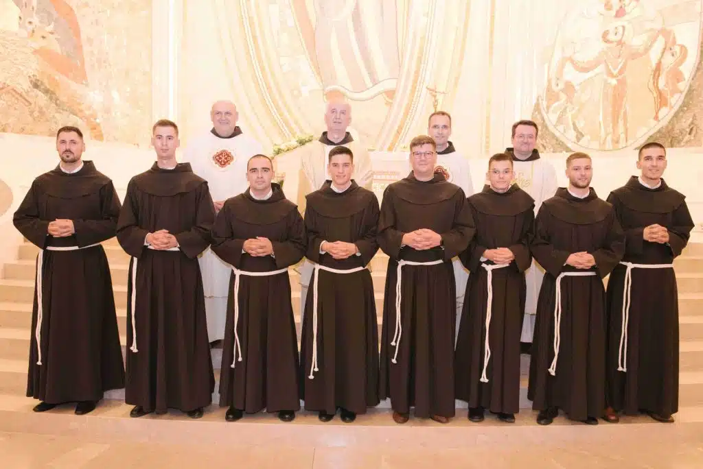 Nova generacija fratara je stigla na Humac