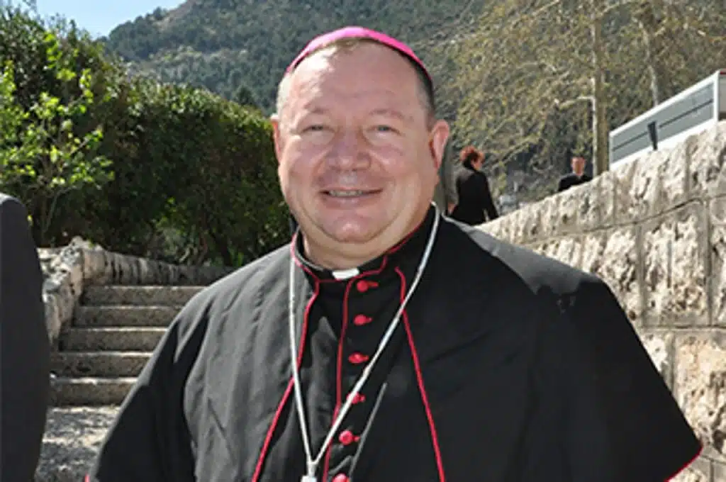 Papa Franjo prihvatio zahtjev mons. Marka Semrena za razrješenje dužnosti pomoćnog biskupa banjolučkog