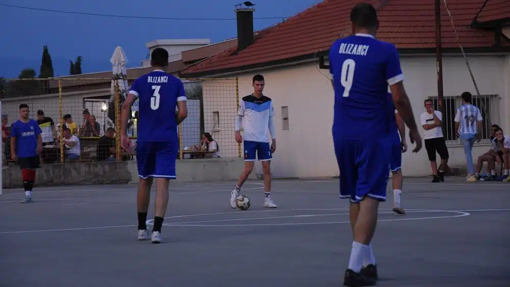 Pobjede Donjeg Velikog Ograđenika, Služnja i Krehin Graca
