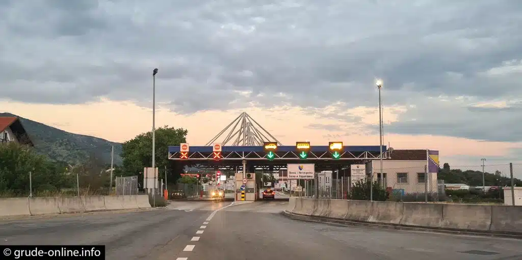 Broj osoba koje su ušle i izašle iz BiH za vikend