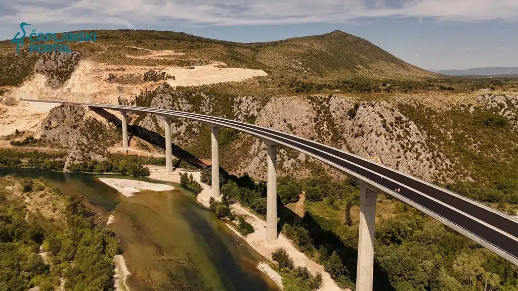 Most Hercegovina će biti otvoren za promet početkom rujna.