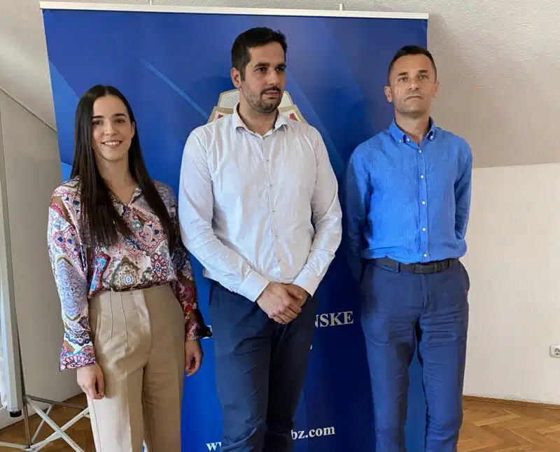 Potpisan Kolektivni ugovor između Vlade Hercegbosanske županije i Sindikata radnika osnovnog i srednjeg obrazovanja Hercegbosanske županije