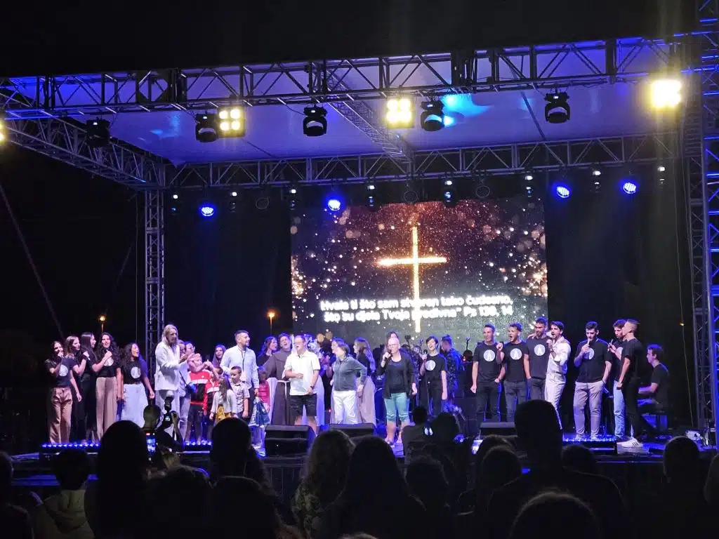 Pustite malene k meni: Potresno i snažno