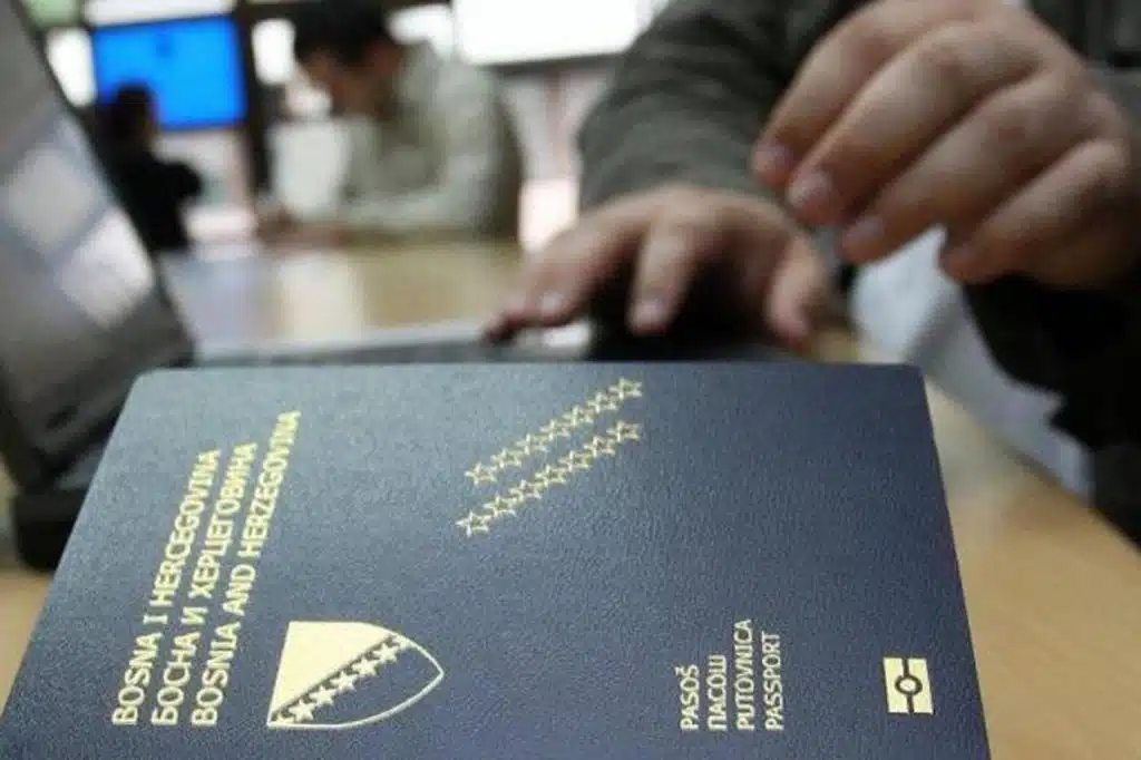 Za 2,5 mjeseca će na EU granici biti uzimani otisci prstiju i slikano lice