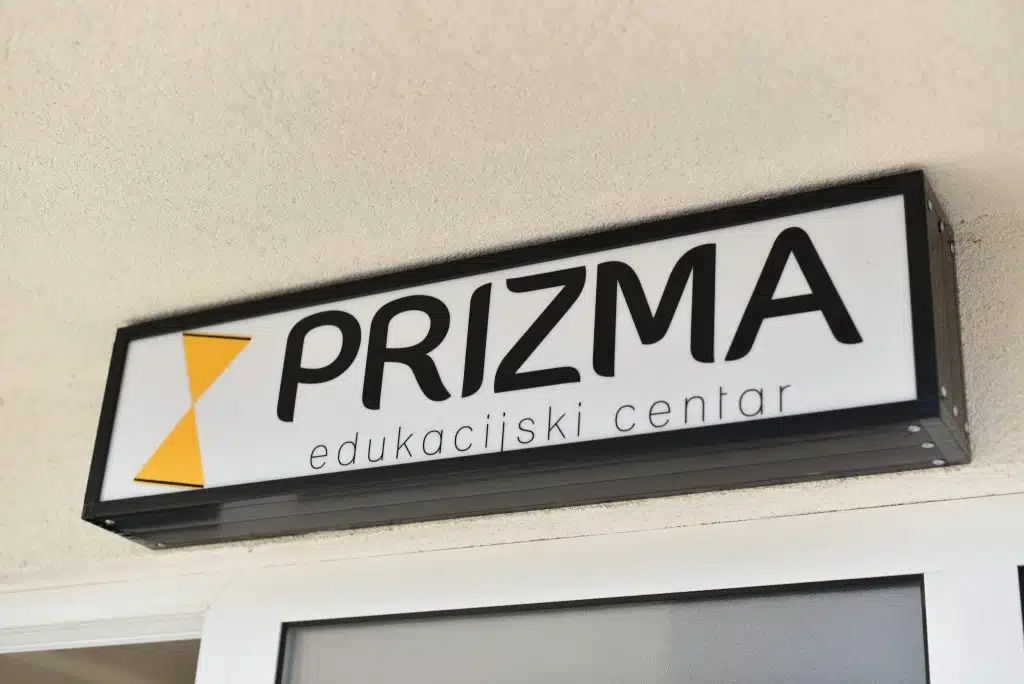 Besplatna IT edukacija za nezaposlene žene u Posušju: Mogućnost za usvajanje vještina za budućnost