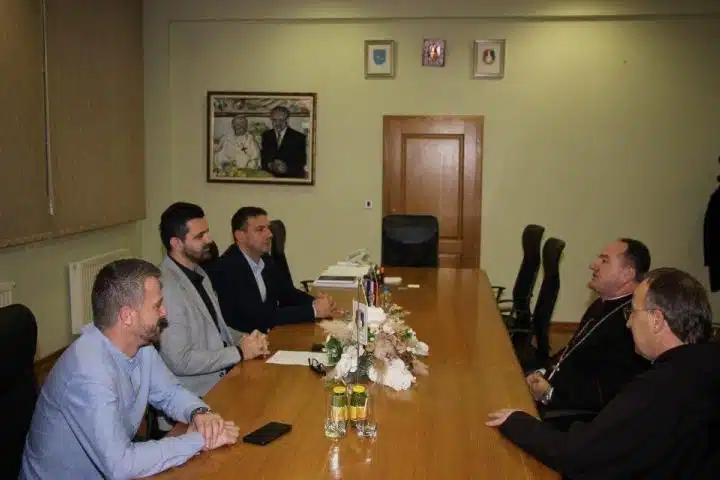 Čestitka načelnika općine Posušje fra Mladenu Vukšiću, upućena od strane Ante Begića