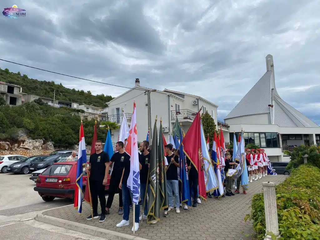 FOTO: Obilježena 33. obljetnica Dana branitelja općine Neum i 30. obljetnica Udruge dragovoljaca i veterana Domovinskog rata HVO HB u Neumu