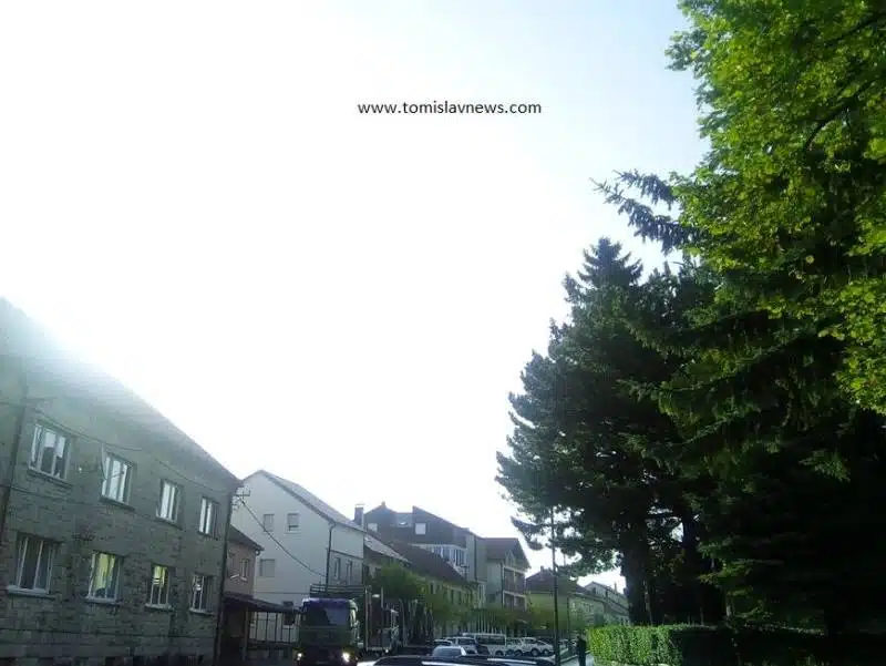 Dobar dan – umjereno vedro jutro iz Tomislavgrada!