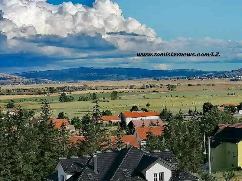 Ugodno vedro i svježe jutro iz Tomislavgrada!