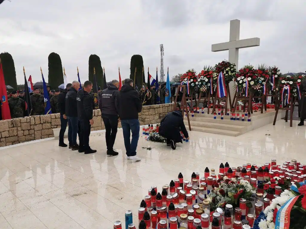 Izaslanstva općine Posušje na obilježavanju 33. obljetnice stradanja Vukovara i Škabrnje