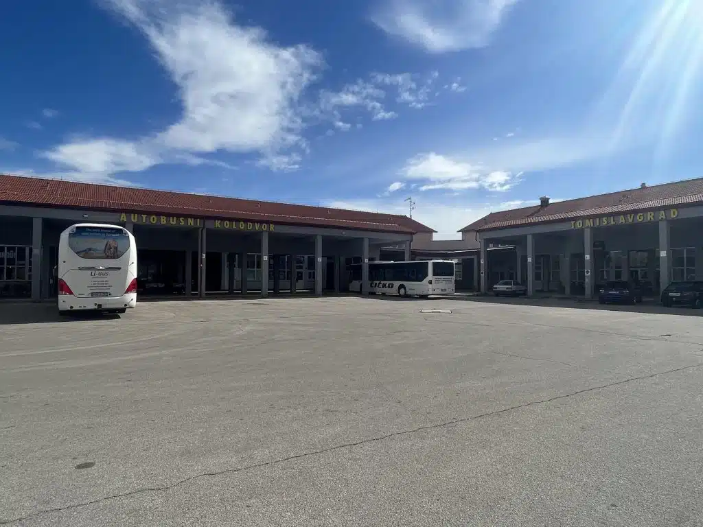 Livno Bus: Načelnik Tomislavgrada Buntić krši propise i pogoduje Ćićku
