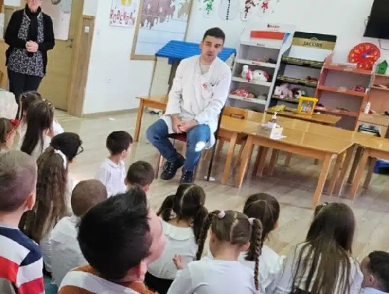 FOTO : Radionica na temu „Kada i kako pravilno prati ruke?“